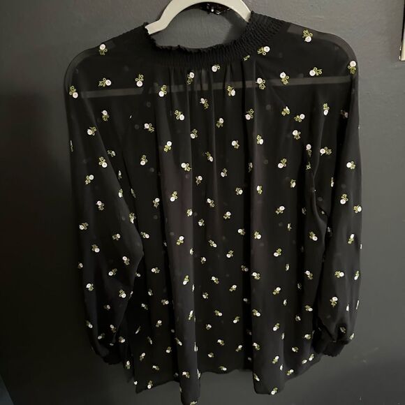 CAbi Sheer Black Floral Embroidered Blouse Top Style 5338 Women’s Size S… - Picture 13 of 13